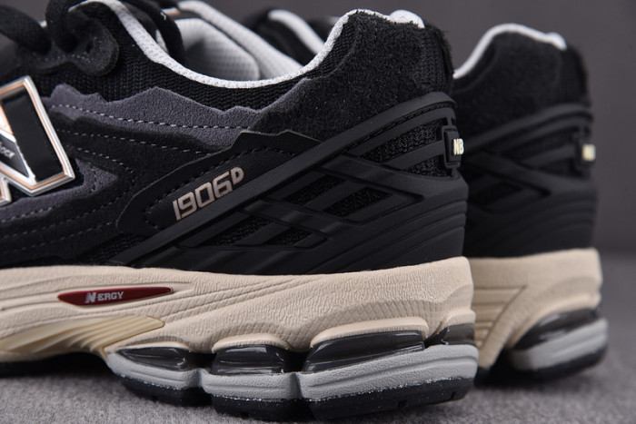 N*EW B*ALANCE COPSHOE NB-047