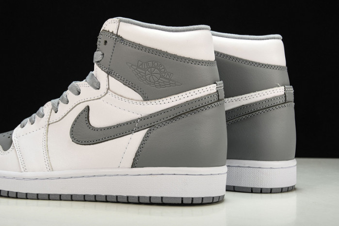 Air Jordan 1 High OG "Stealth" 555088-037