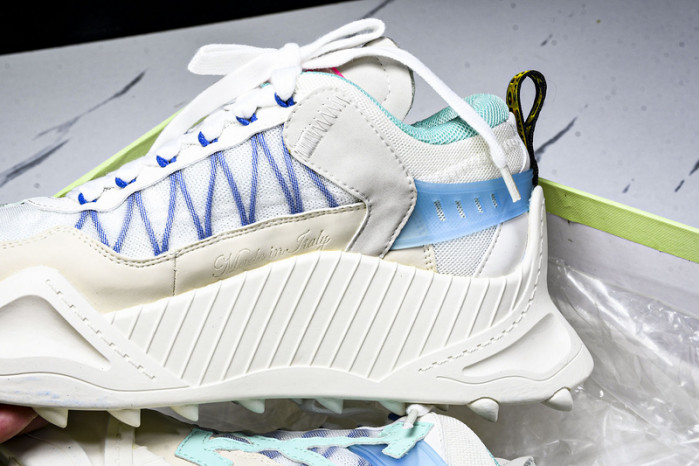 OF C/O ODSY-1000 SNEAKER   KICKZE OW-25