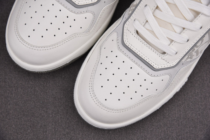 D1R* B27  SNEAKER  KICKZE DR-46