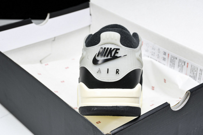 Air Jordan 4 RM “Black/Sail” FQ7939-006