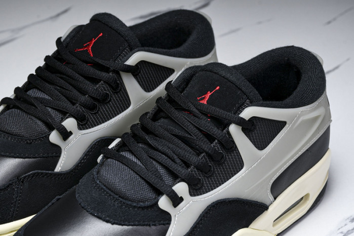 Air Jordan 4 RM “Black/Sail” FQ7939-006