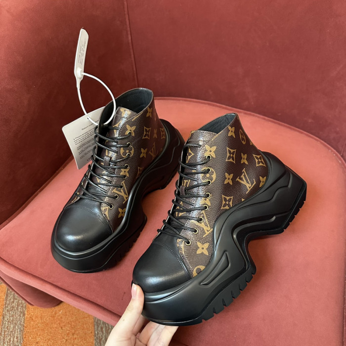 LVT  BOOT    COPSHOE  L&V-351