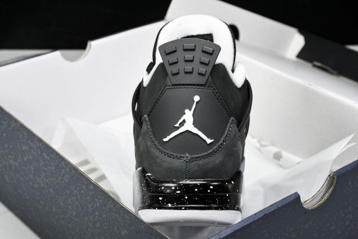 Air Jordan 4 “Fear” FQ8138-002