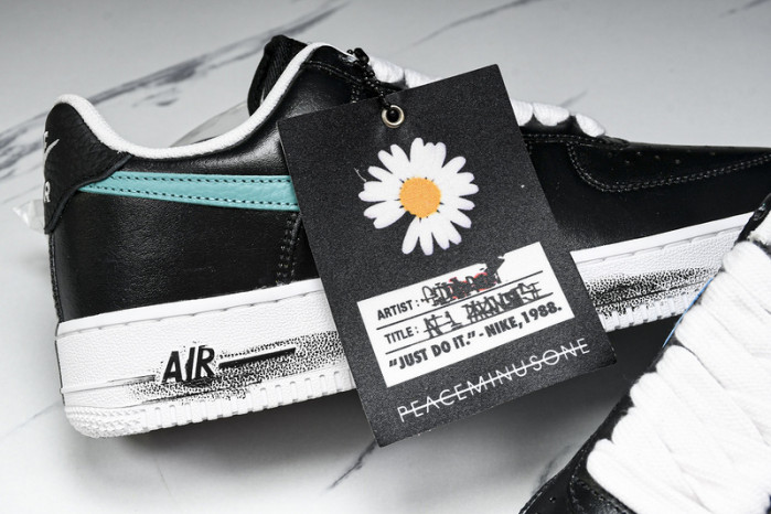 PEACEMINUSONE x Nike Air Force 1 "Para-Noise AQ3692-004