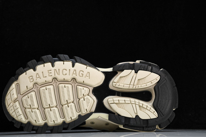 BL TRAINERS TRACK -COPSHOE BL 249