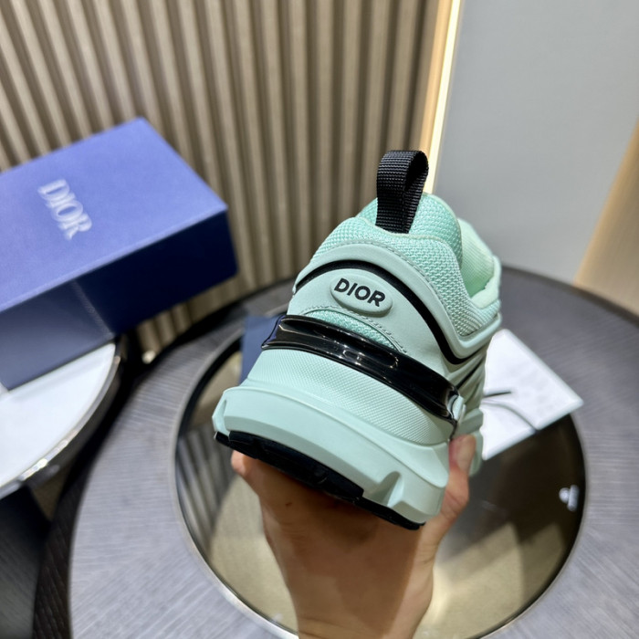 D1R* B44   copshoe  DR-305