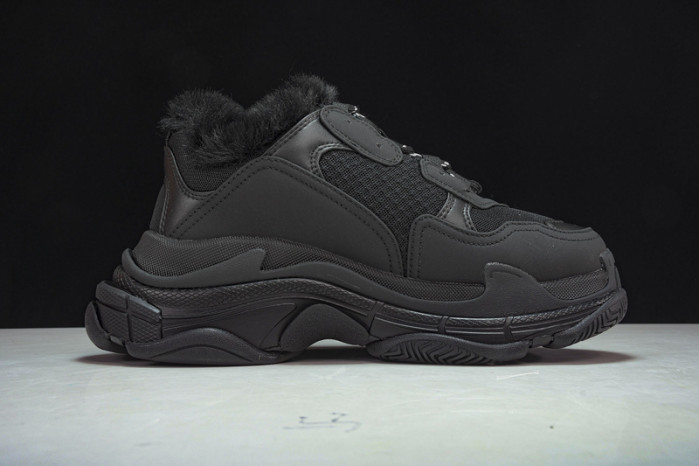 BL TRIPLE S TRAINERS    -KICKZE BL71