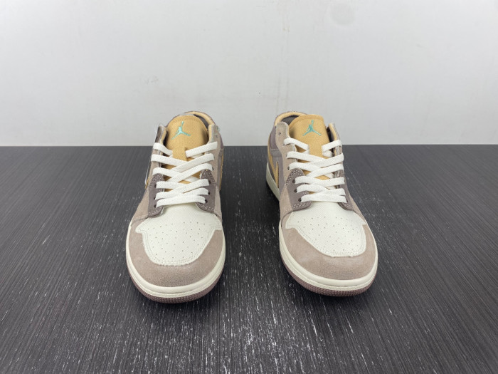 Air Jordan 1 Low "Inside Out" DN1635-200