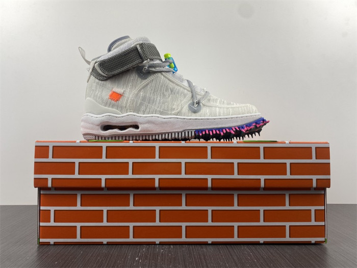 OF x Nike Air Force 1 Mid DO6290-100