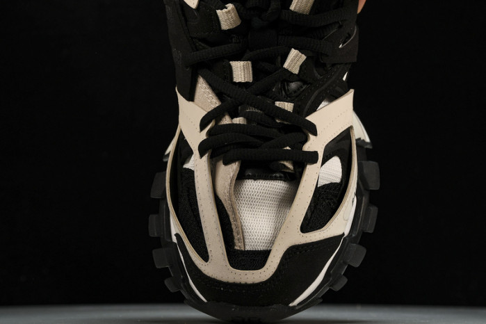 BL TRAINERS TRACK -COPSHOE BL 235