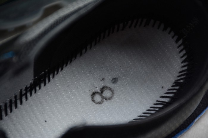 Air VaporMax 2019 Premium Black Active Fuchsia Photo Blue AT6810-001