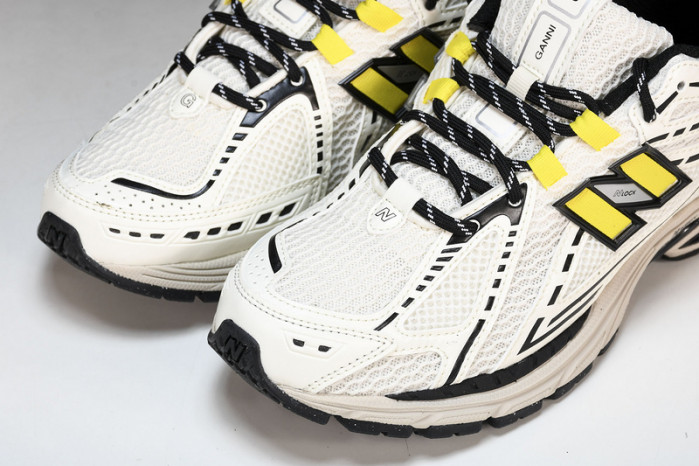 N*EW B*ALANCE COPSHOE NB-097