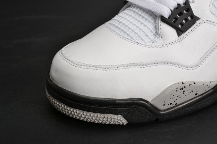 Air Jordan 4 OG “White Cement”  840606-192