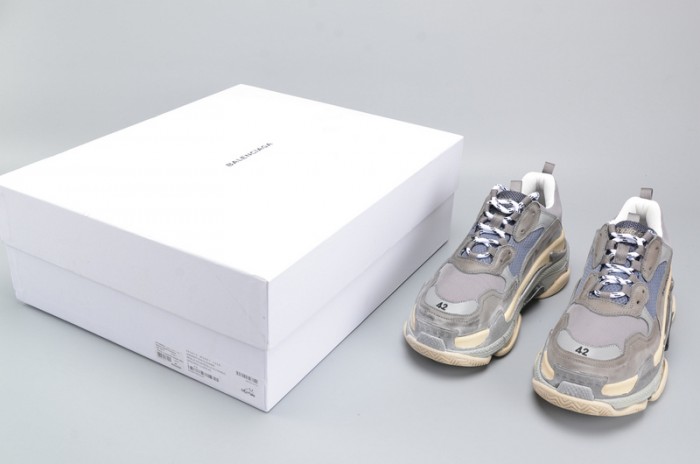 BL 17FW TRIPLE S WASHED SHOF SNEA GREY  MENS AED2900