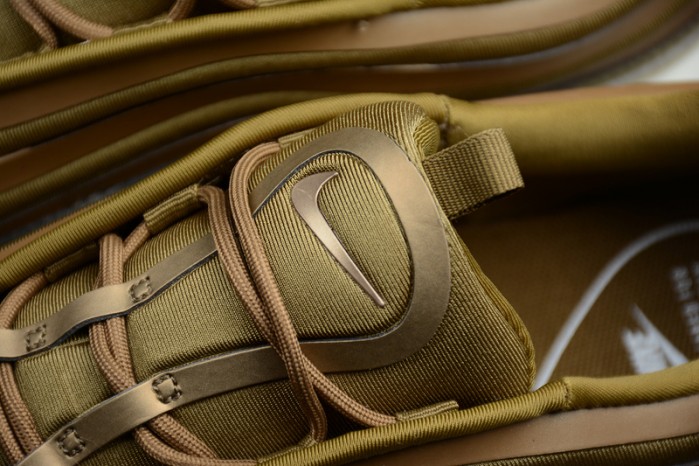 NIKE AIR MAX 97 ULTRA “METALLIC GOLD”  917704-901