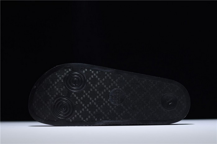 GC Leather SLIDE SANDAL with BEE